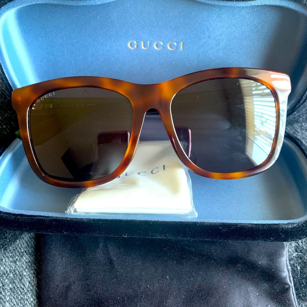 Authentic Gucci glasses